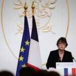 Presidenta del Louvre presentó su renuncia tras numerosas crisis del museo