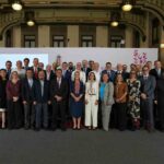 Acuerda gobierno con gasolineros bajar el precio del diésel a 27 pesos por litro