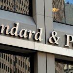 S&P cambia de estable a negativa la nota soberana de México